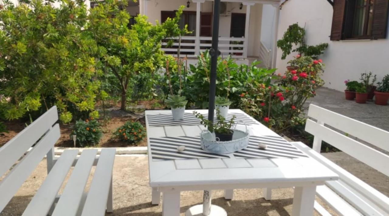 Katerina'S Cozy Home Skala Sotiros Exterior photo